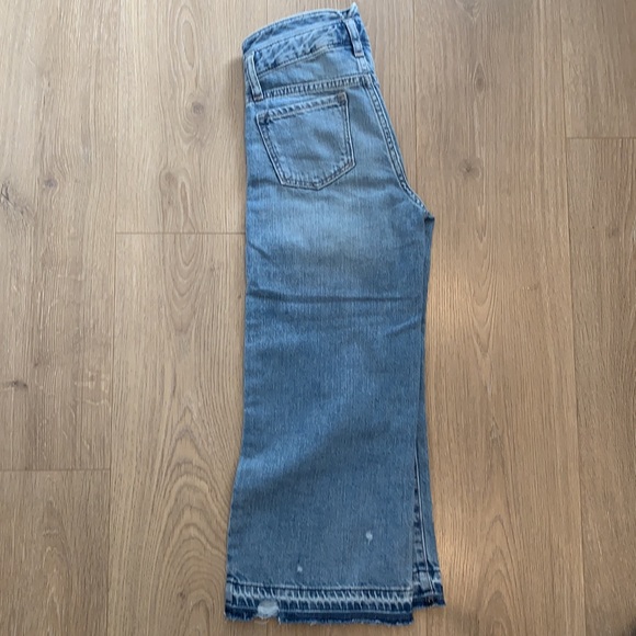 Gap girls bell bottom jeans - Picture 4 of 4